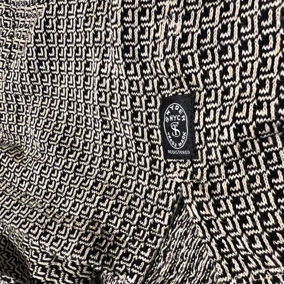 Todd Snyder Italian geometric pattern camp collar size small - Picture 9 of 11